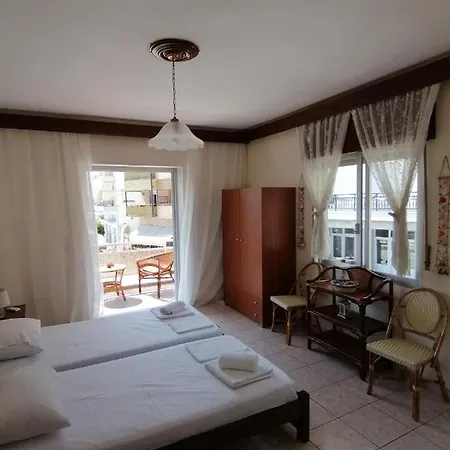 Studios Elena Center Mini-hôtel