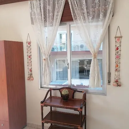 Studios Elena Center Mini-hôtel